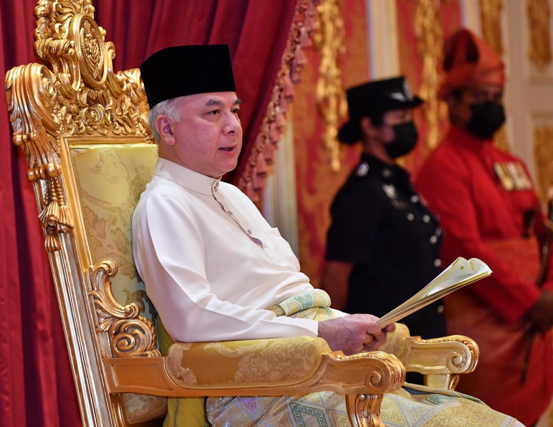Covid-19: Perak Sultan orders mosques, surau to hold ‘solat hajat’