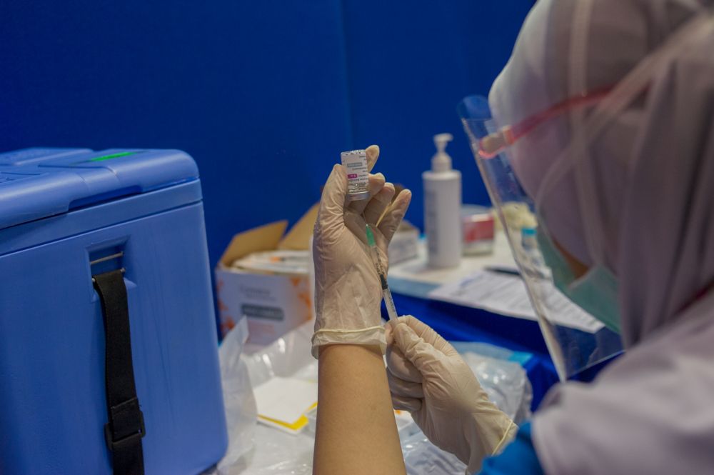 Make clear whether AstraZeneca Covid-19 vaccine, other brands safe for pregnant women, govt told