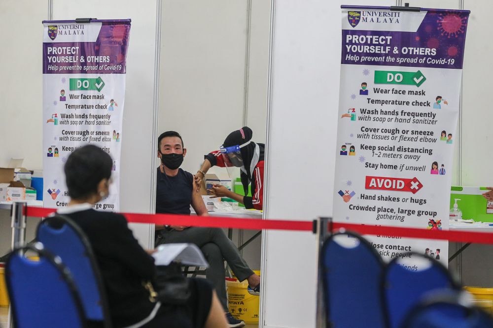 Dr Sim: Sarawak reconsidering AstraZeneca opt-in vaccinations