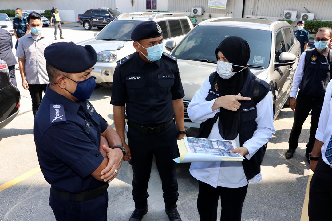 Johor police chief warns errant employers to obey SOPs or risk seeing their operations shut down