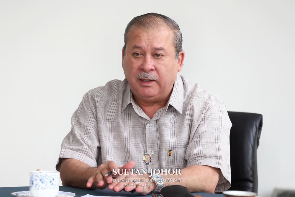 Johor Sultan reminds public to be mindful of Covid-19 SOPs even after receiving jabs
