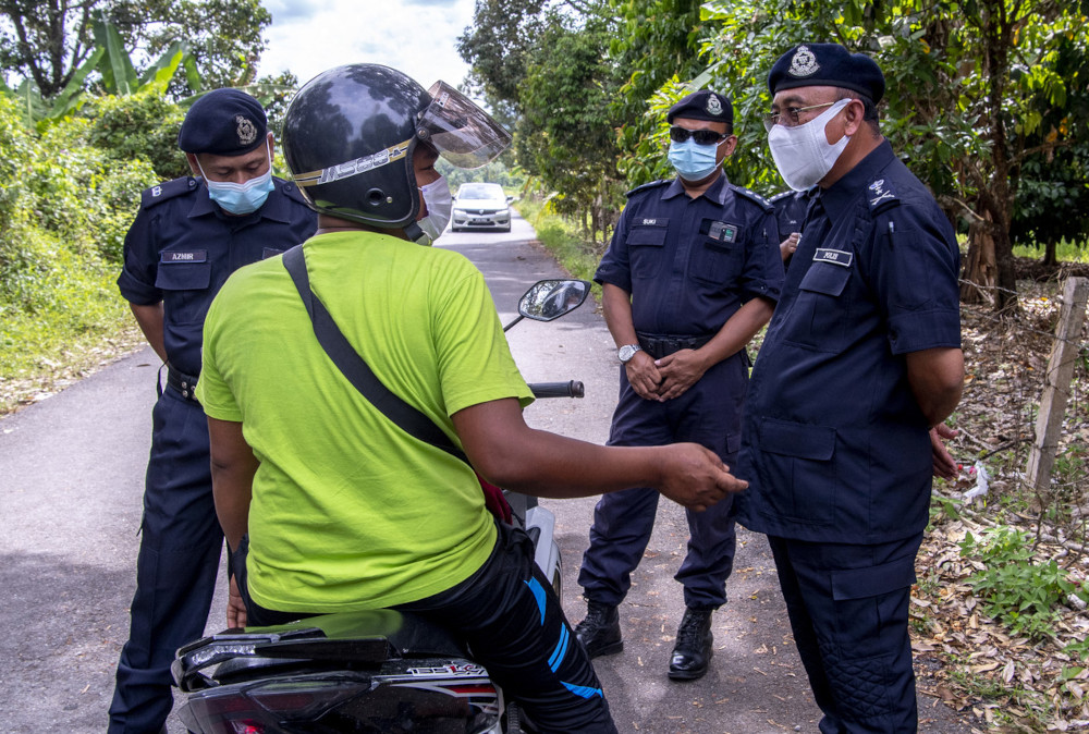 Covid-19 SOP for Aidilfitri: Terengganu assigns 1,700 law enforcers to conduct patrols, according to state police chief