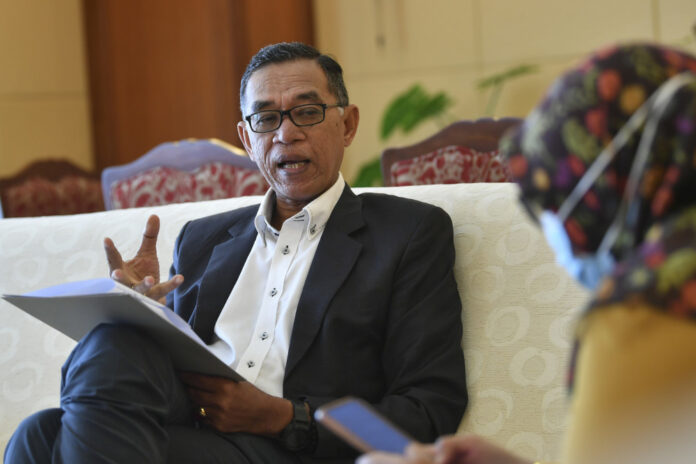 MCO 3.0: Deputy minister says 2,262 enforcement officers, 222 consumerism coordinators monitoring supply of essential goods nationwide