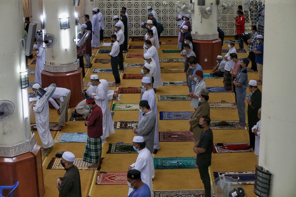 Covid-19: Mosques, surau in N. Sembilan must close for a week for breaching SOPs, says MB