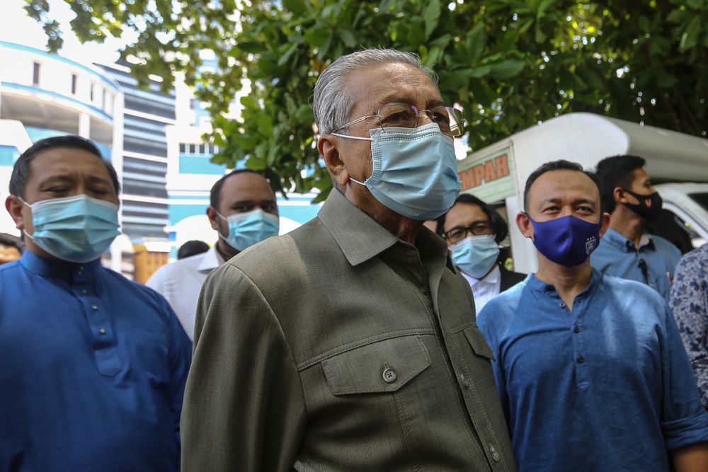 Dr Mahathir: Govt must make tough decisions, stop worrying about being unpopular