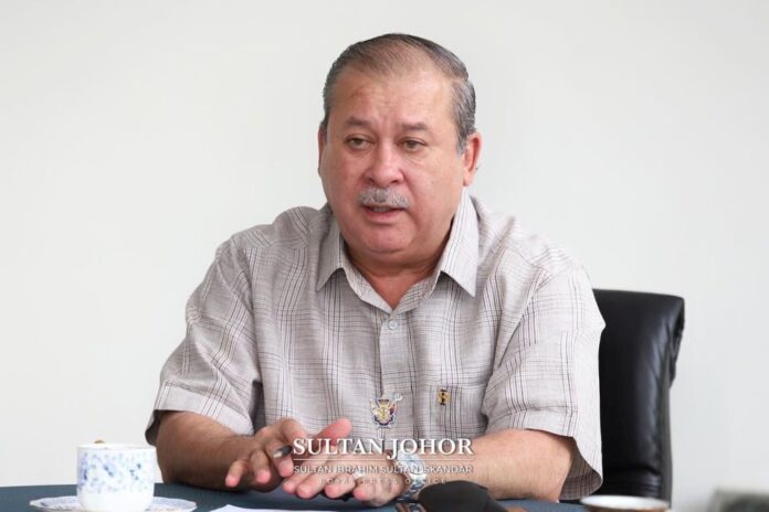 Stop listening to anti-vaxxers’ nonsense and get your Covid-19 jabs, Johor Sultan tells public