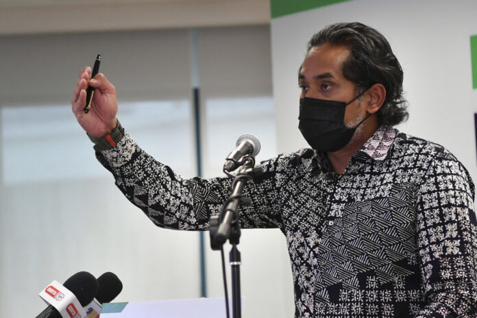 Few GPs in Covid-19 vaccination drive because group snubbed since March, MMA tells Khairy