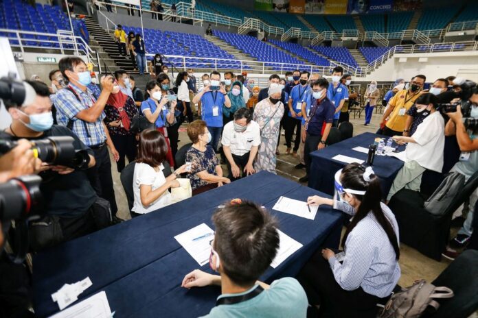 More Covid-19 vaccination centres to open in Penang, says chief minister