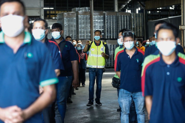 MCO 3.0: Perak police issue compound notices to three factories in Taiping for flouting SOP MCO 3.0: Perak police issue compound notices to three factories in Taiping for flouting SOP