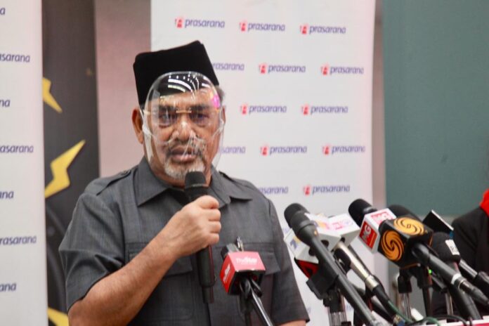 Ex-Prasarana chairman Tajuddin fined RM1,500 for not wearing face mask during LRT crash press conference