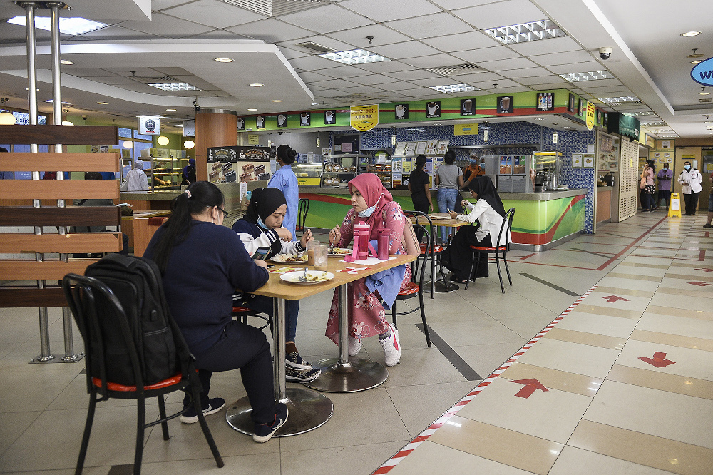 Fully vaccinated? PM says you can soon dine in, socialise once details are finalised