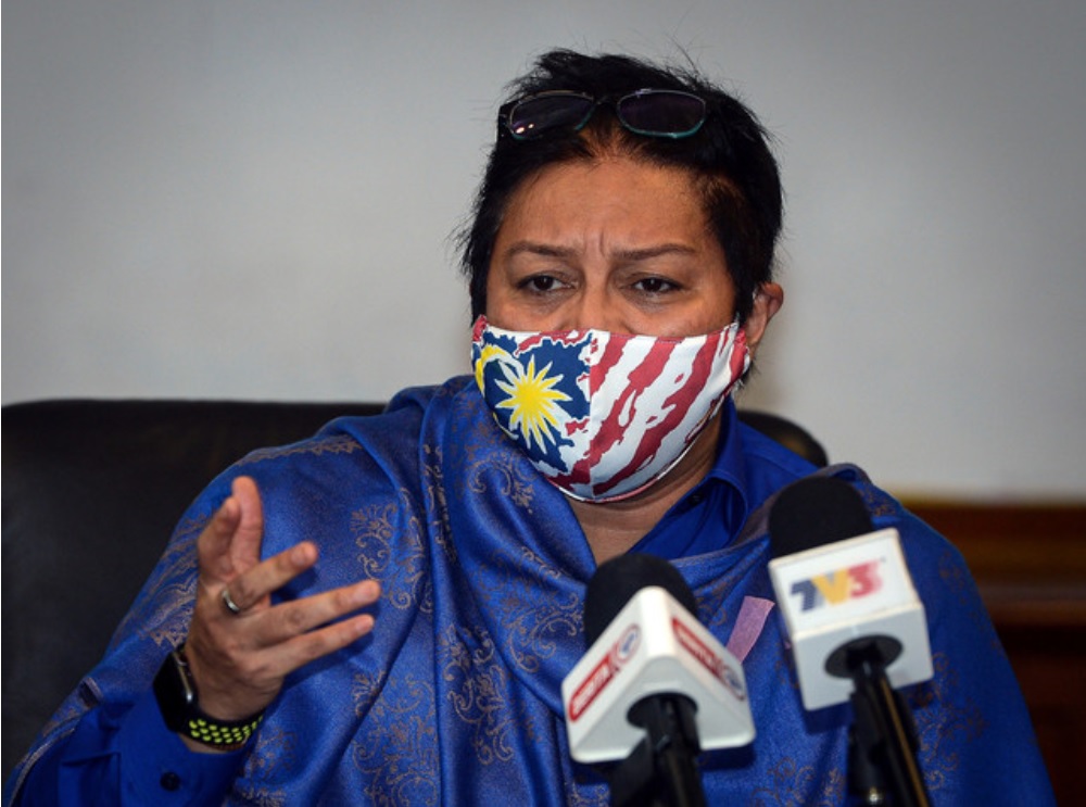 Azalina: AG should answer questions in Parliament, time for lawmaker to hold the role