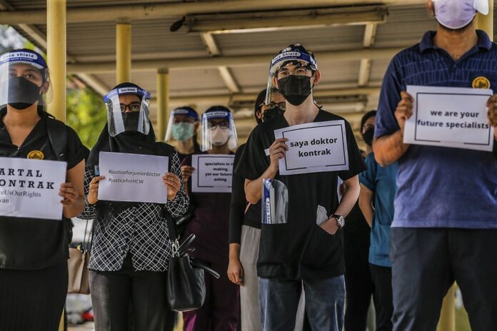 MMA advises junior contract doctors to take up govt’s offer while awaiting better solution to prolonged career woes