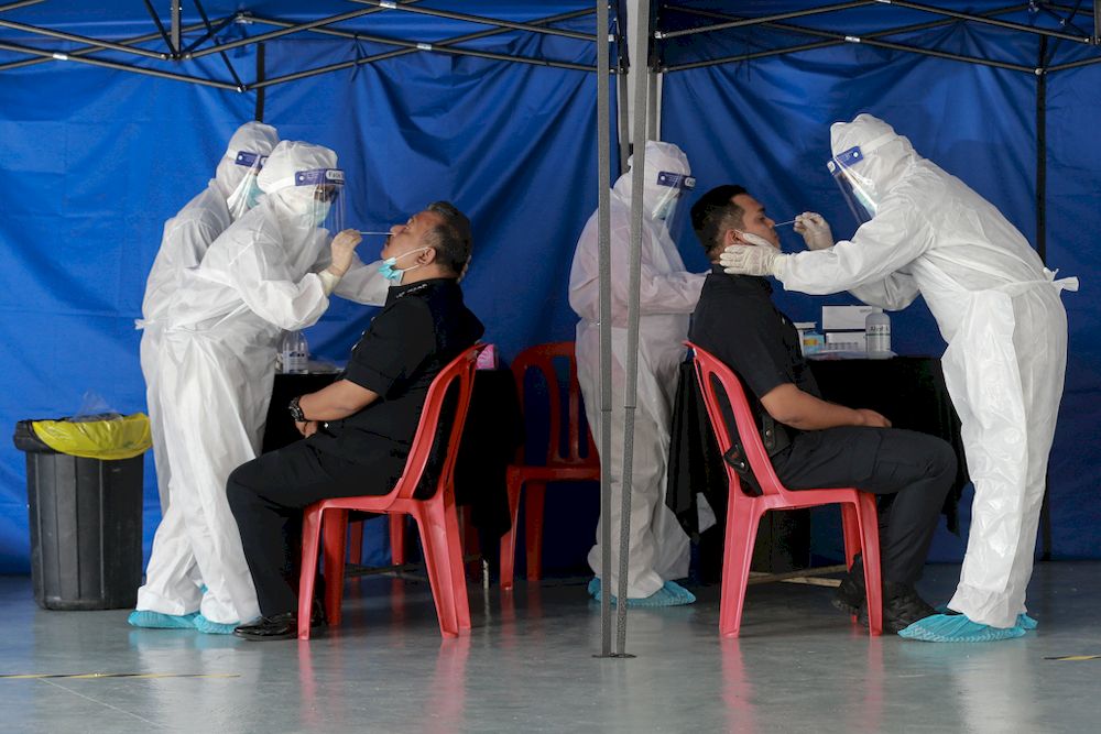 Home minister: Nearly 40,000 policemen, family members test positive for Covid-19 since March last year