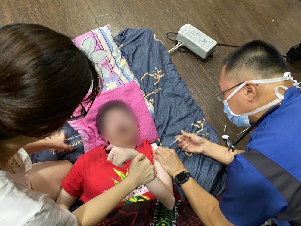 Sibu doctor out to ensure nobody misses out on vaccination
