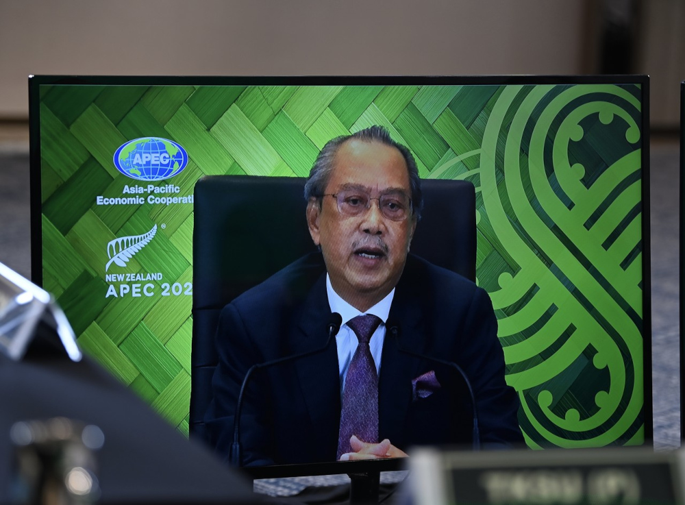 Muhyiddin asks Covid-19 vaccine producing economies to avoid stockpiling