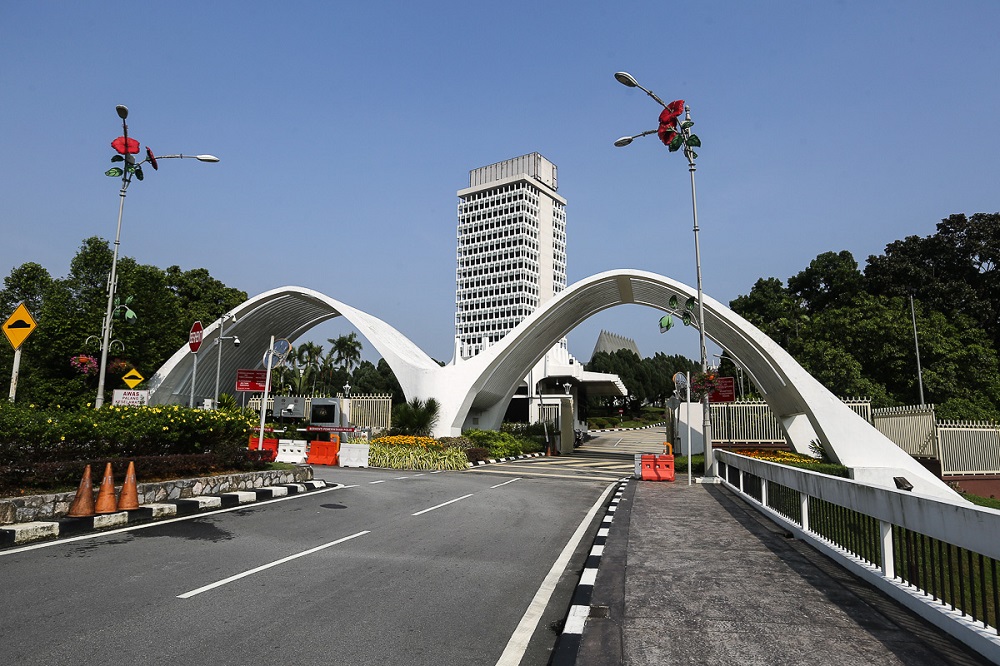 Parliament sitting delayed for second time today following Agong’s remarks