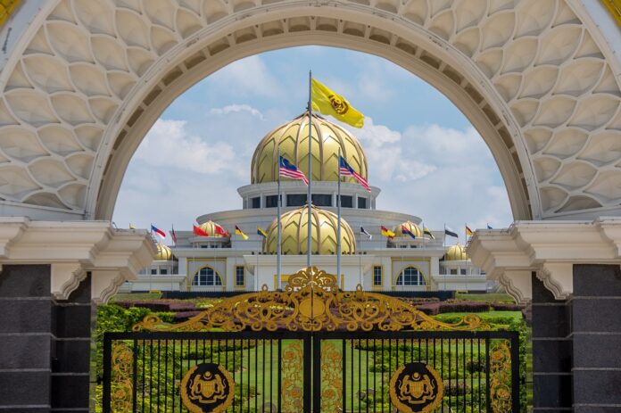 All political party leaders to meet with Agong tomorrow