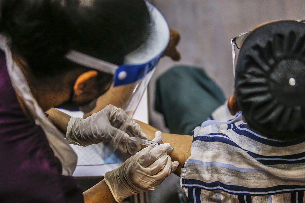 State health director: 40pc of Sabah residents given first dose of Covid-19 vaccine