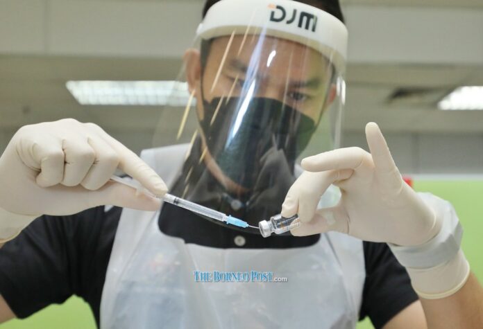 Dr Sim: Thanks to high vaccination rate, 99pc of Covid-19 cases in Sarawak will recover