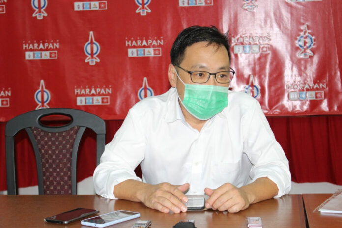 Sarawak DAP chief says new Cabinet old wine in new bottle