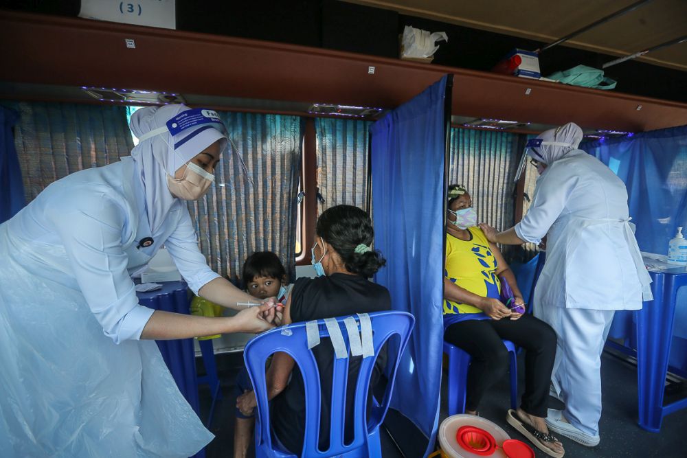 Ops Surge Capacity nears target as Malaysia’s Covid-19 vaccination rate holds steady above 500,000