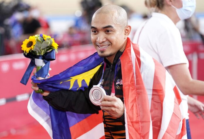 PM Muhyiddin congratulates Azizulhasni for keirin silver at Tokyo Olympics