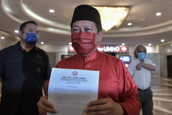 Report: Ahmad Maslan said Umno not notified of caretaker status in meeting with RoS