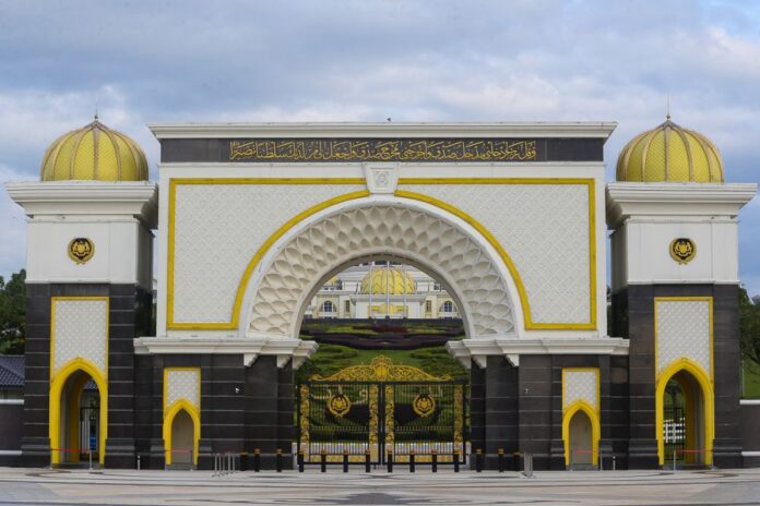 Report: Malay Rulers to meet this Friday to discuss Malaysia’s next PM
