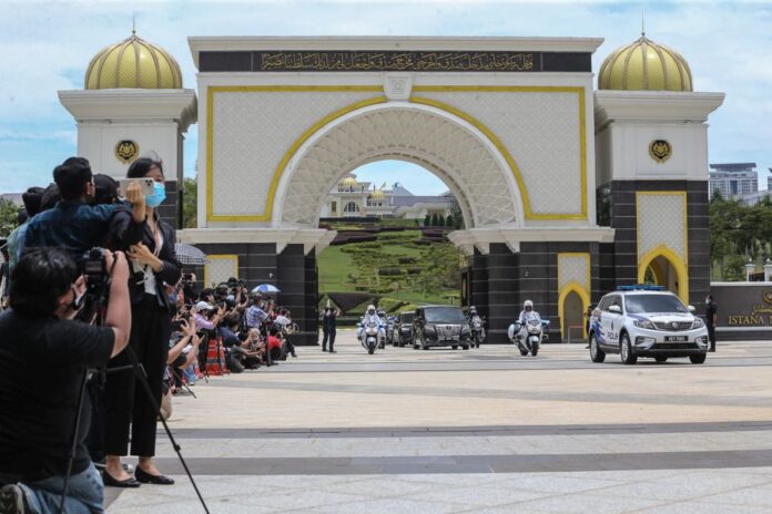 Muhyiddin’s resignation widely covered by media in Singapore and Thailand
