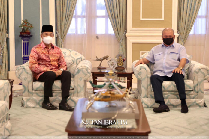 Johor Sultan grants audience to PM Muhyiddin