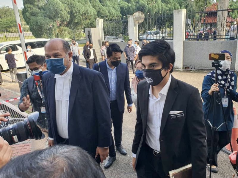 Ex-minister Syed Saddiq claims trial to laundering RM100,000 in JB