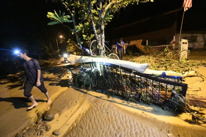 Muhyiddin urges Kedah govt to expedite assistance to flood victims