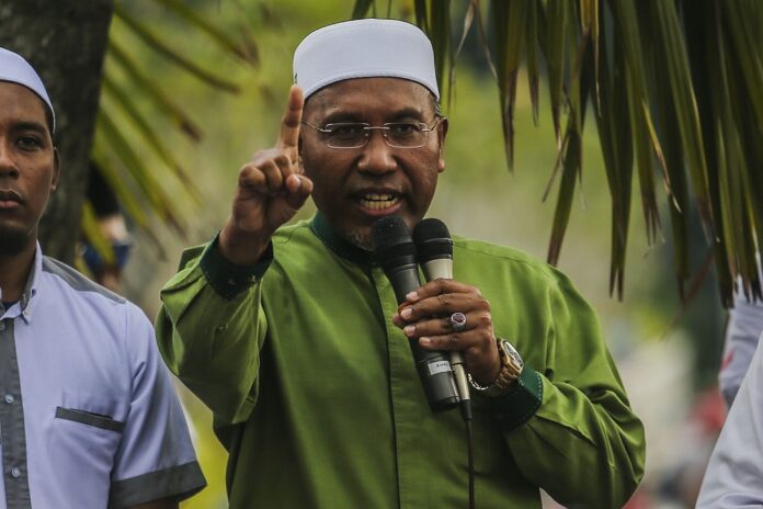 Minister cautions Muslims against deviant teachings of ‘Perjalanan Mimpi Yang Terakhir’