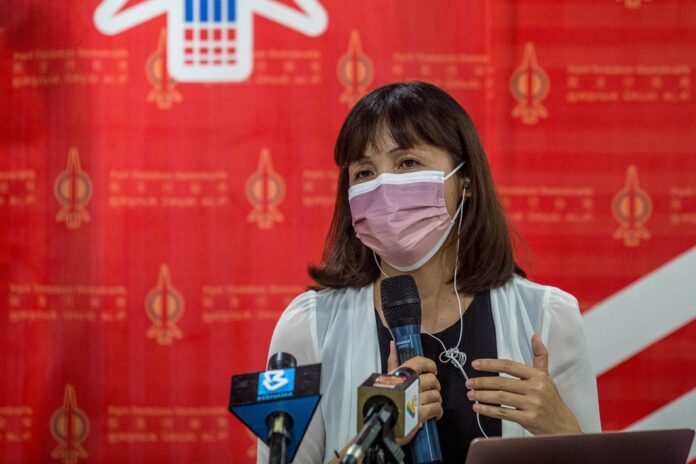 ‘Sympathy is cheap’: DAP MP mocks home minister for barring citizenship of kids born to Malaysian mums abroad