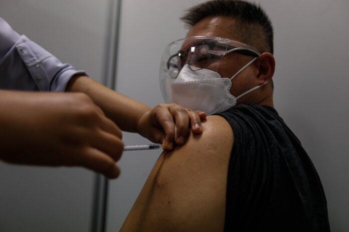JKJAV: Nearly 90pc of adults in Malaysia have received at least one Covid-19 vaccine dose