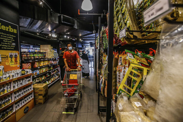 BNM: Most Malaysian households can support new home, car loans; just 1.9pc likely to run out of cash