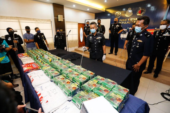 Penang police arrest six men, seize syabu worth RM3.87m