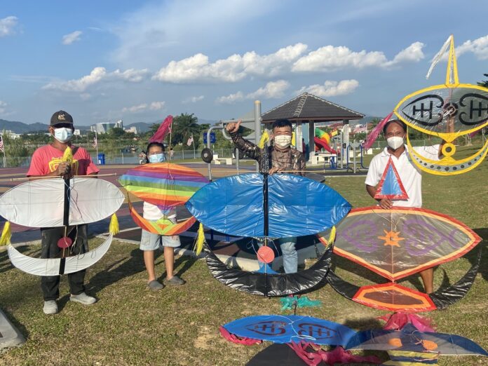 Tionghua community in Sg Chua keeping traditional Malay pastime alive