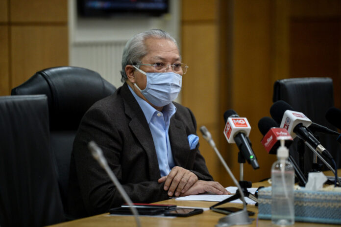 Annuar Musa: Internet access a human right, ministry to announce next steps soon