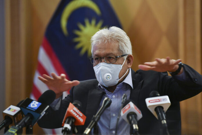 Home Ministry: Malaysian mums can’t automatically confer nationality as country doesn’t recognise dual-citizenships