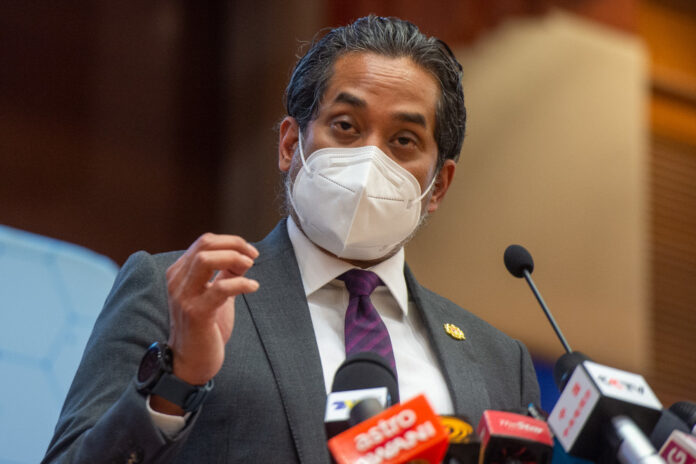 Khairy: Covid-19 vaccination for teens to start in Sarawak today with Pfizer shots