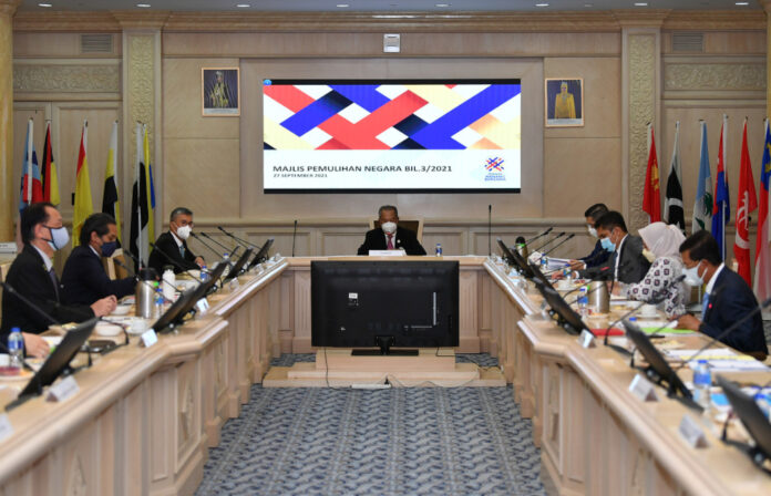 Recovery Council chairman: Interstate travel expected to be permitted from October