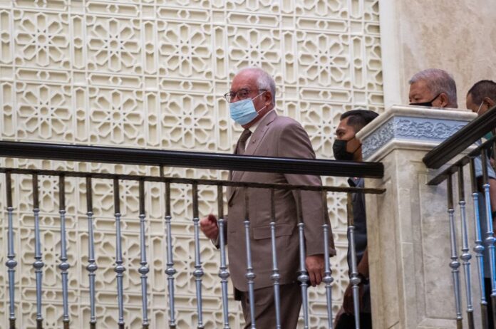 Bankruptcy notice: Najib files application to examine IRB officers