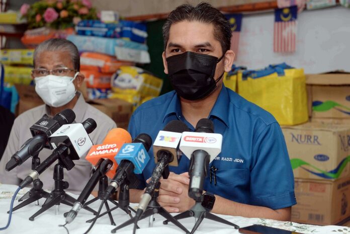Minister: Schools in Phase 1 to remain closed, Phase 3 and 4 to reopen on Oct 3 with 50pc capacity