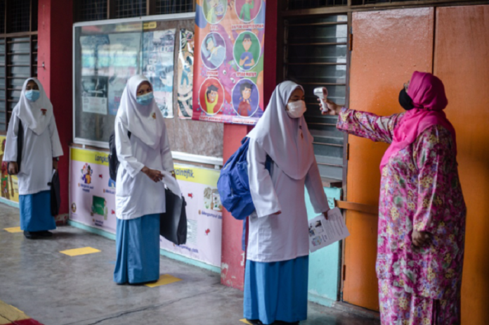 DAP Long Lama chairman urges MoE to only reopen classes due for examinations