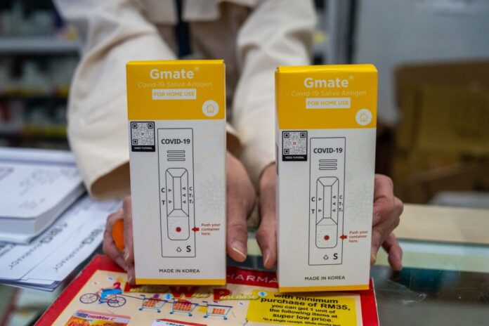 Malaysia’s pharmacies: Govt should have set ceiling price for Covid-19 self-test kits from Day 1