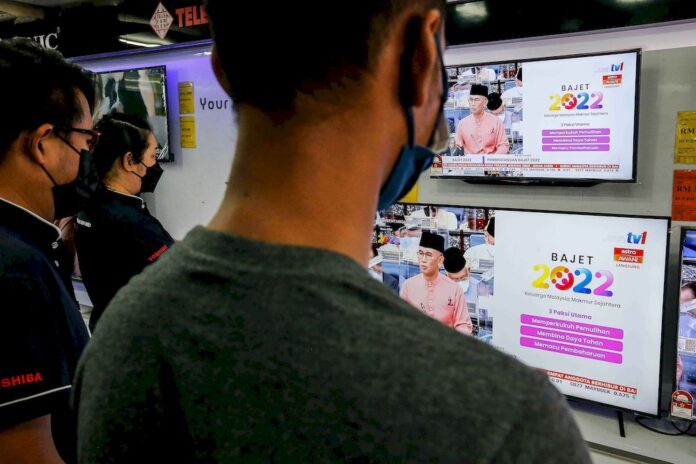 Budget 2022 includes RM40b 'Semarak Niaga' aid, zero-interest loans for businesses to recover from pandemic