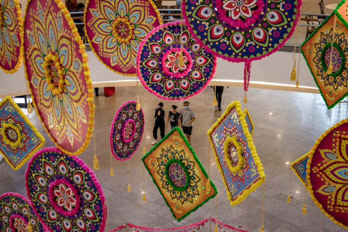 HR minister urges private sector bosses to consider giving unrecorded leave to workers on second day of Deepavali