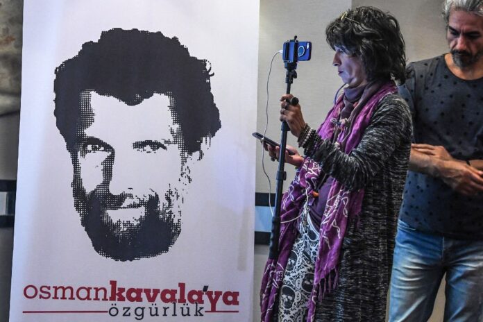 Erdogan threatens to expel 10 Western envoys, report media